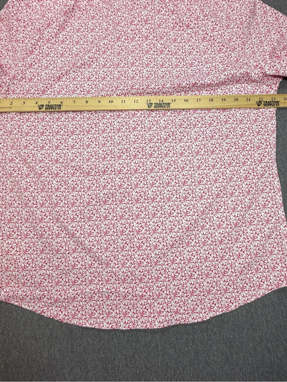 UNTUCKit Men's Short-Sleeve Button-Down Shirt Large Reg Fit Red Floral Print
